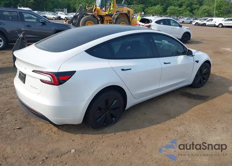 2025 Tesla Model 3 Long Range All-Wheel Drive из США, поврежденный, VIN 5YJ3E1EB5SF894032